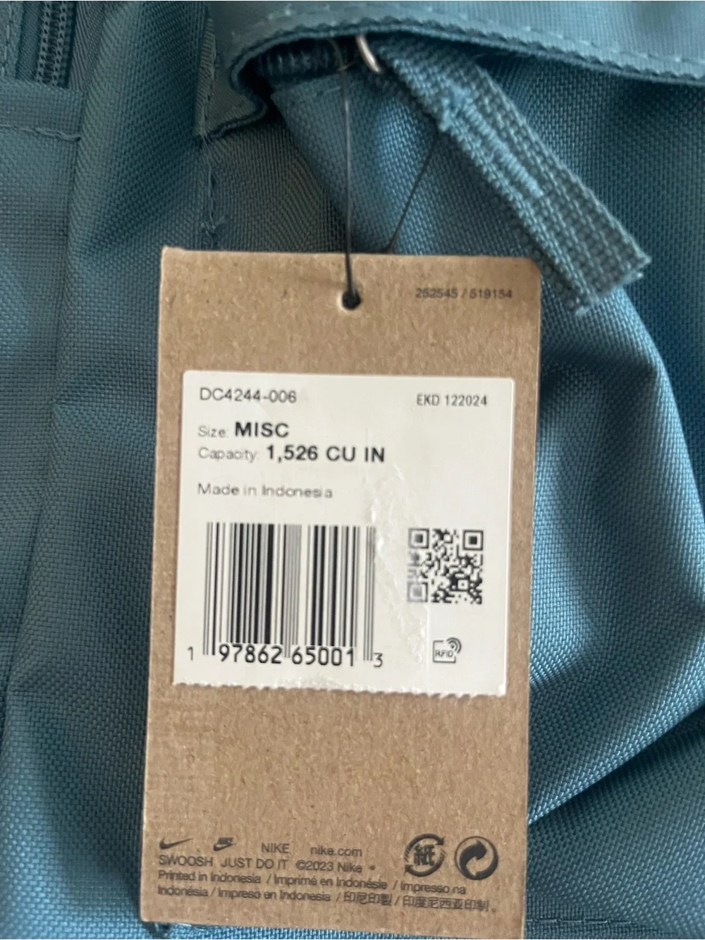 Nike kids Teal Everyday Backpack with White Swoosh